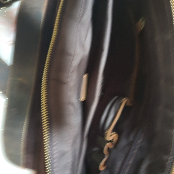 Kattee Messenger Bag - Picture 5 of 7